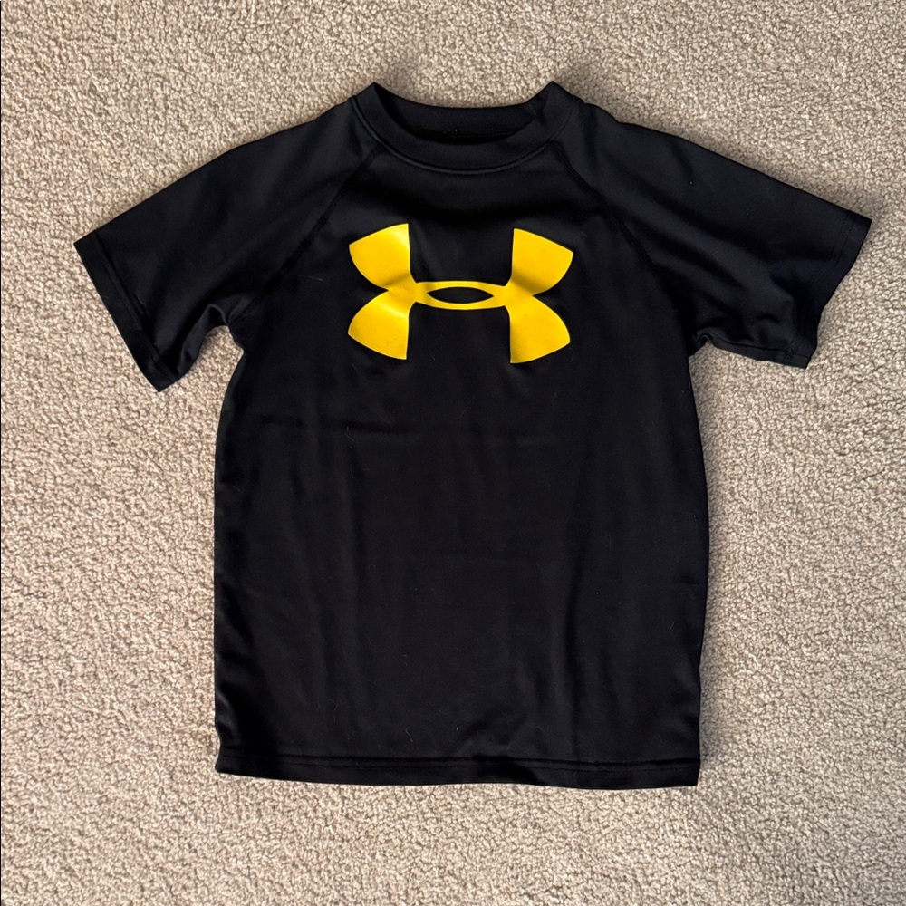 Under Armour Heat Gear Black Tee with Yellow Logo